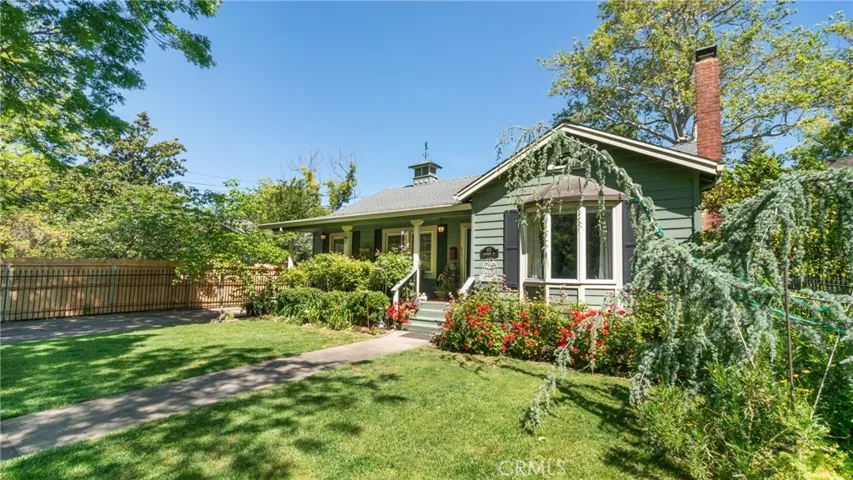572 Vallombrosa Way, Chico, California 95926