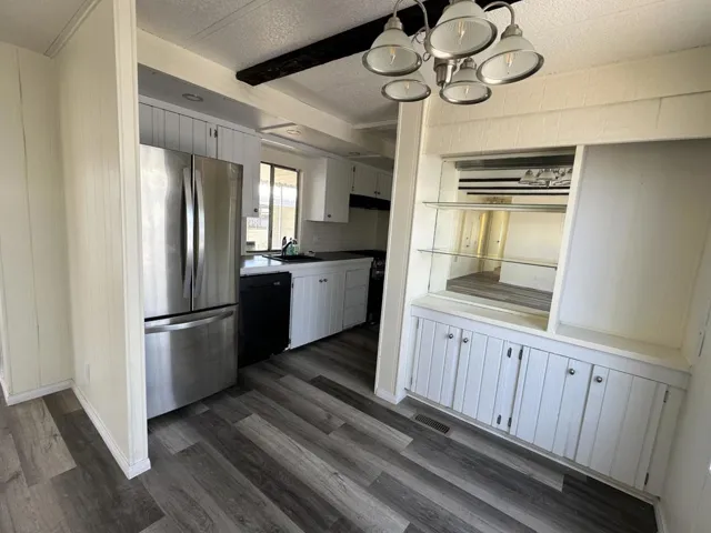 Kitchen with brand new appliances, washe