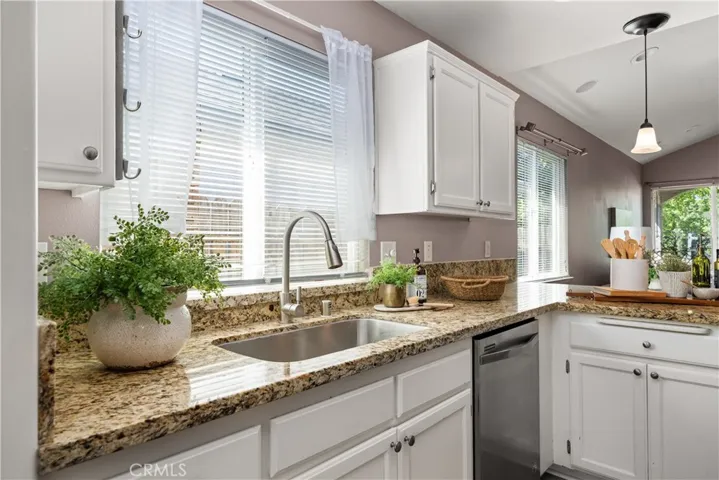 1320 Greenwich Drive, Chico, California 95926