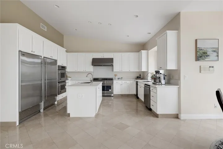 69 Rockinghorse Road, Rancho Palos Verdes, California 90275