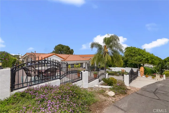 69 Rockinghorse Road, Rancho Palos Verdes, California 90275