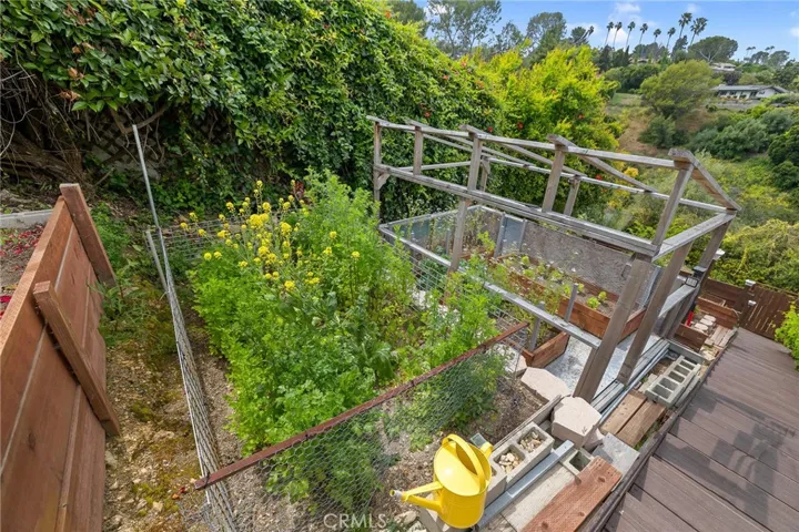 69 Rockinghorse Road, Rancho Palos Verdes, California 90275