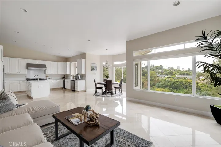 69 Rockinghorse Road, Rancho Palos Verdes, California 90275