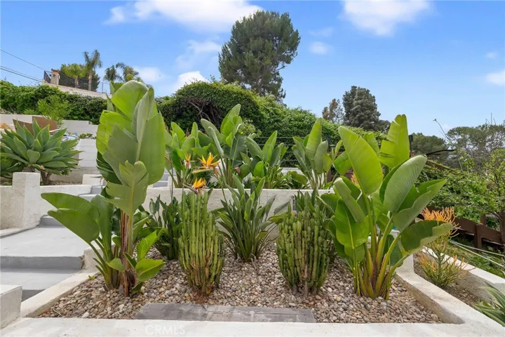 69 Rockinghorse Road, Rancho Palos Verdes, California 90275