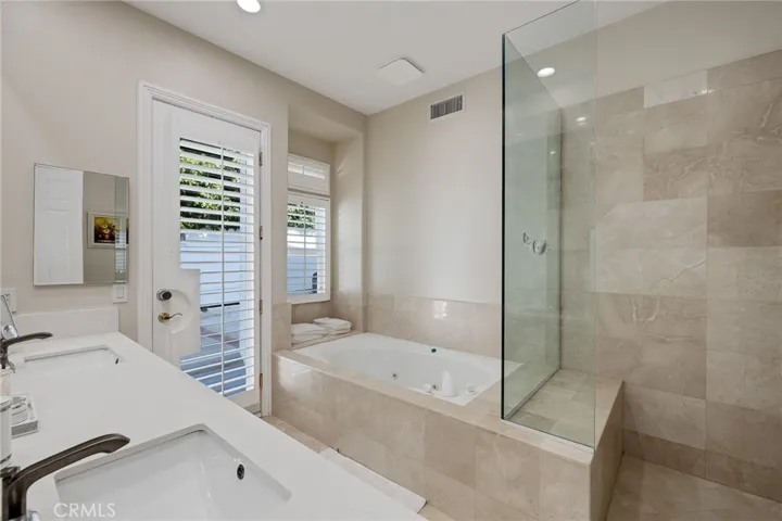 69 Rockinghorse Road, Rancho Palos Verdes, California 90275