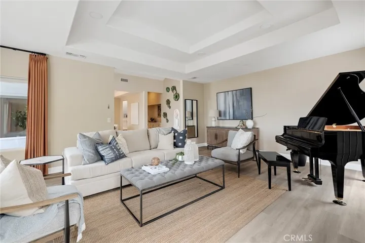 69 Rockinghorse Road, Rancho Palos Verdes, California 90275
