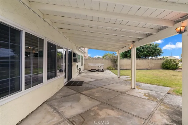 11619 Quartz Avenue, Fountain Valley, California 92708