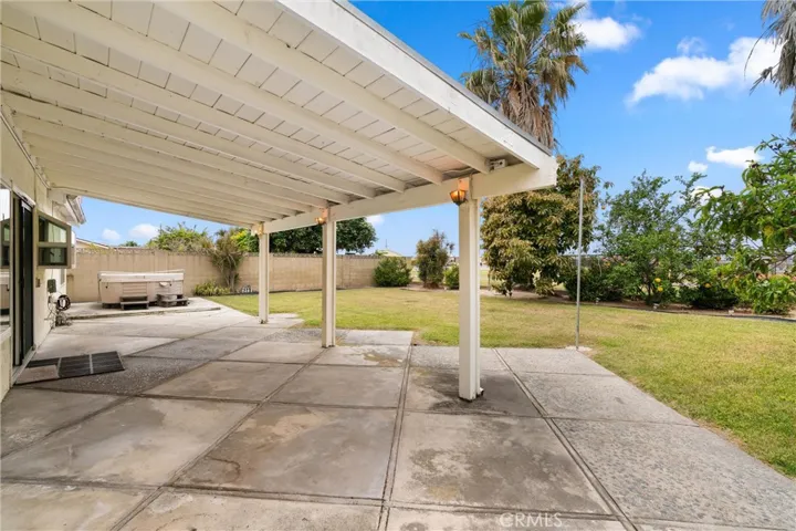 11619 Quartz Avenue, Fountain Valley, California 92708