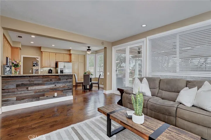 26132 Calle Cresta, Mission Viejo, California 92692