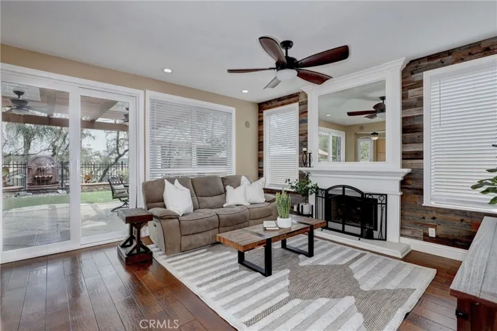 26132 Calle Cresta, Mission Viejo, California 92692