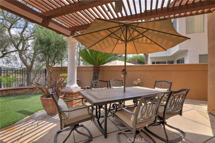26132 Calle Cresta, Mission Viejo, California 92692