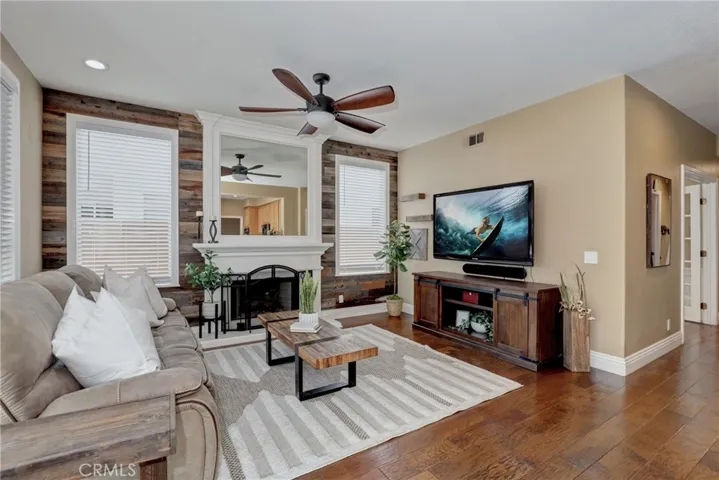 26132 Calle Cresta, Mission Viejo, California 92692