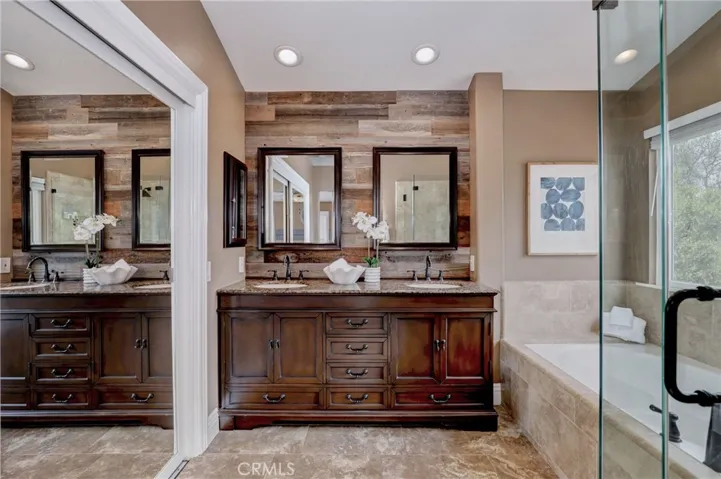 26132 Calle Cresta, Mission Viejo, California 92692