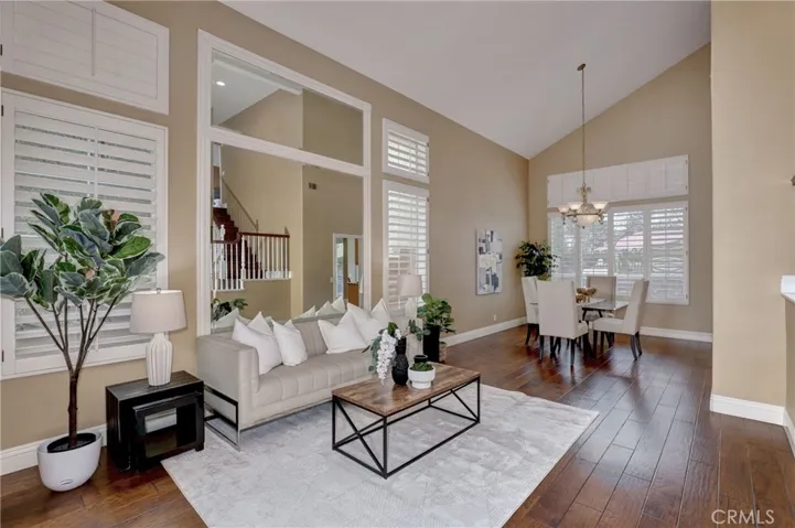 26132 Calle Cresta, Mission Viejo, California 92692