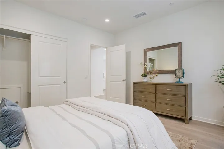 148 Newburry Drive, Irvine, California 92618
