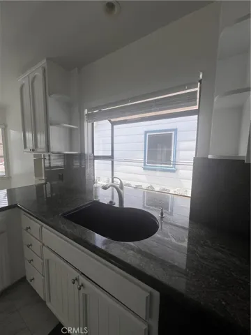 505 Clubhouse Avenue, Newport Beach, California 92663