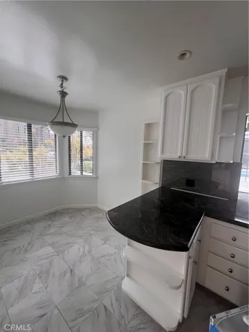 505 Clubhouse Avenue, Newport Beach, California 92663