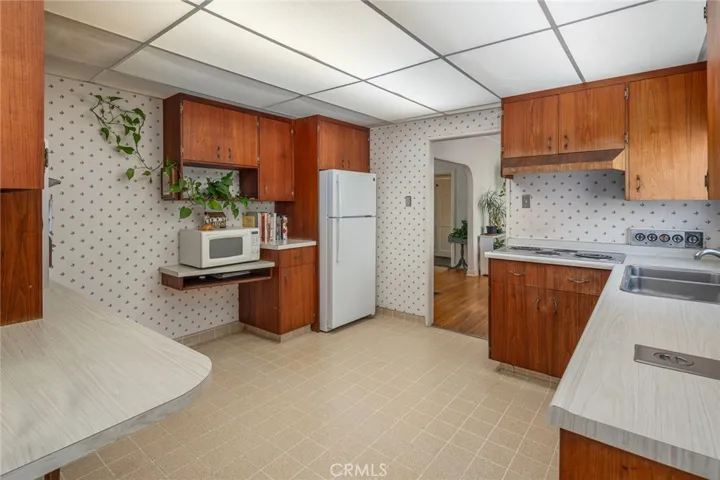Kitchen Facing the Dining Room