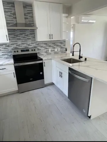 11791181 King Street, Redwood City, California 94061