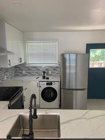 11791181 King Street, Redwood City, California 94061