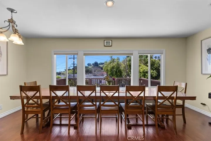 Dining room with seating for 14