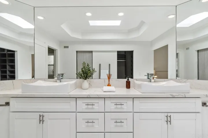 6525 Caminito Northland, La Jolla, California 92037