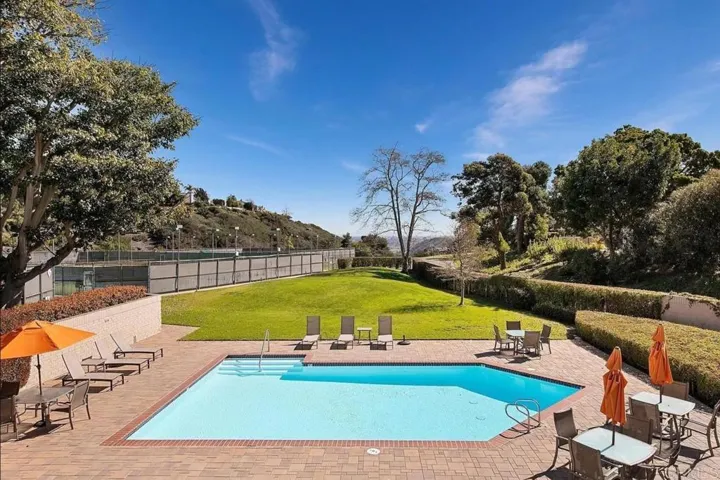 6525 Caminito Northland, La Jolla, California 92037