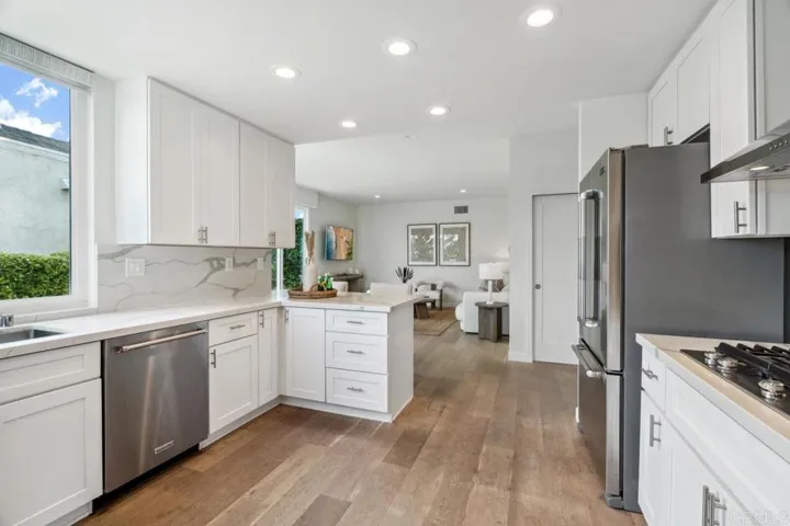 6525 Caminito Northland, La Jolla, California 92037