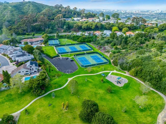 6525 Caminito Northland, La Jolla, California 92037