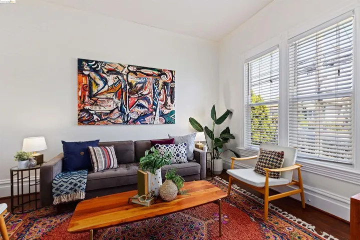 2125 E 15th St, Oakland, California 94606