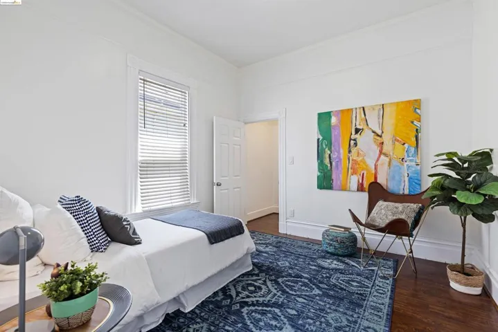 2125 E 15th St, Oakland, California 94606