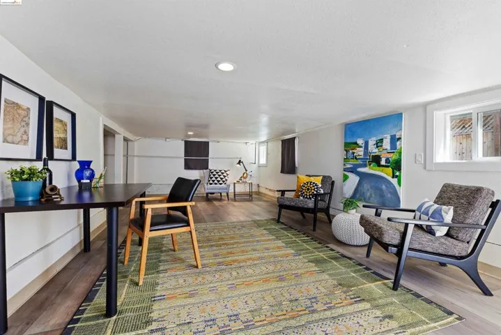 2125 E 15th St, Oakland, California 94606