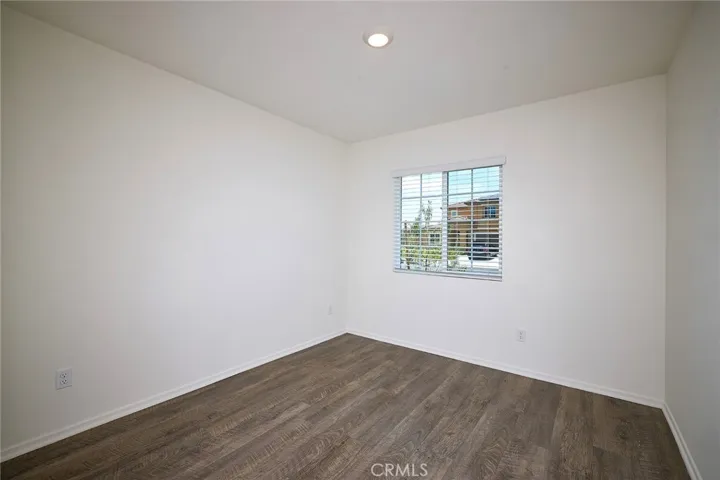 1250 Universal Way, Hemet, California 92543
