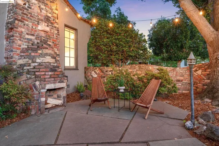 570 Glen Drive, San Leandro, California 94577