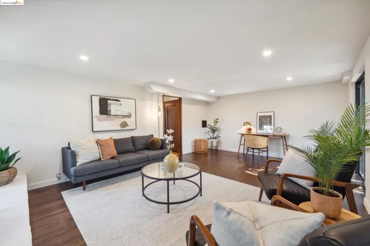 570 Glen Drive, San Leandro, California 94577