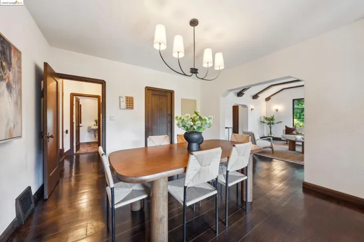 570 Glen Drive, San Leandro, California 94577
