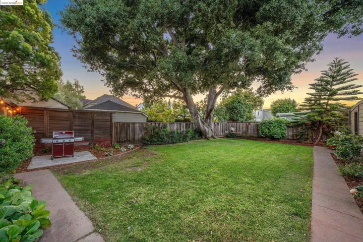 570 Glen Drive, San Leandro, California 94577