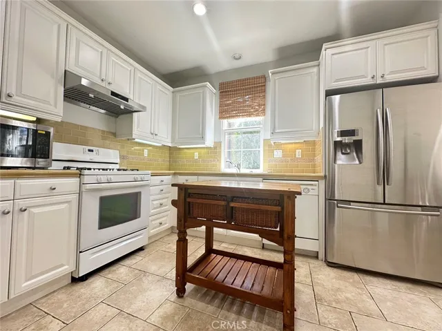 103 Canal, Irvine, California 92620