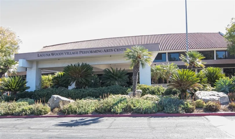 392 Avenida Castilla Q, Laguna Woods, California 92637