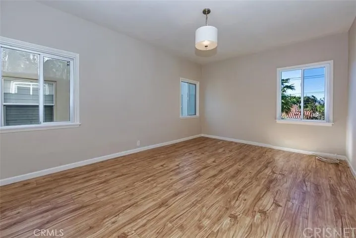 1103 S Hayworth Avenue, Los Angeles, California 90035
