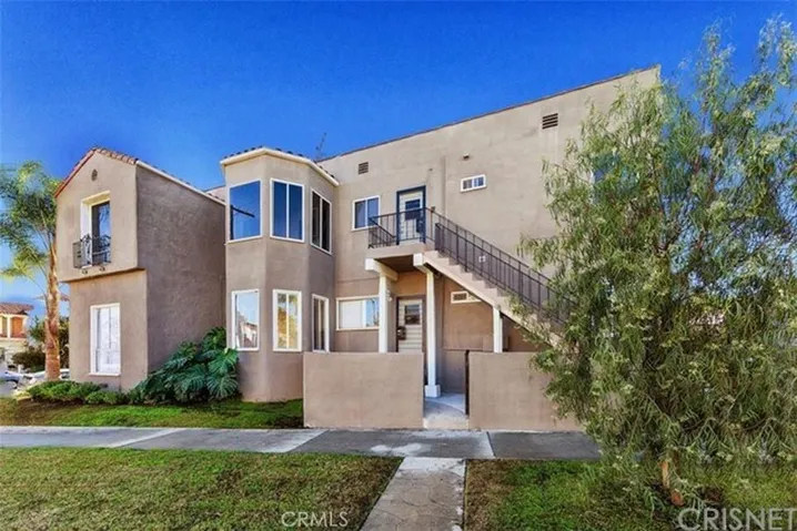 1103 S Hayworth Avenue, Los Angeles, California 90035