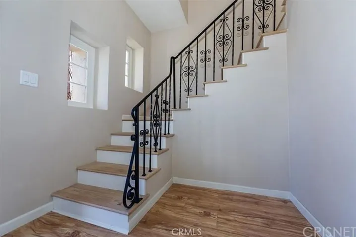 1103 S Hayworth Avenue, Los Angeles, California 90035