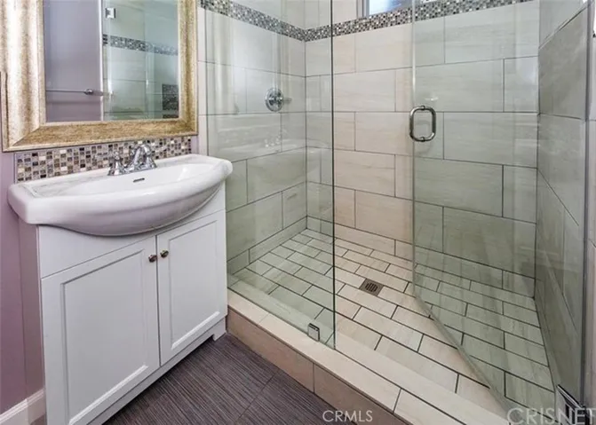 1103 S Hayworth Avenue, Los Angeles, California 90035
