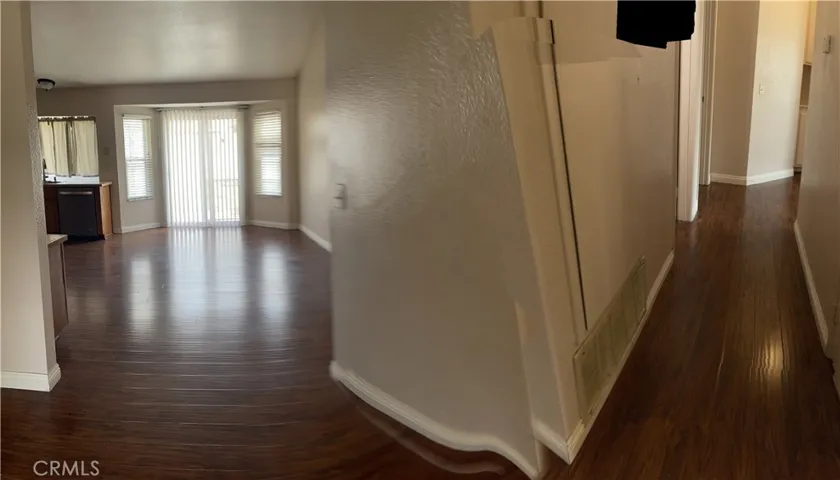 562 W Casmalia Street, Rialto, California 92377