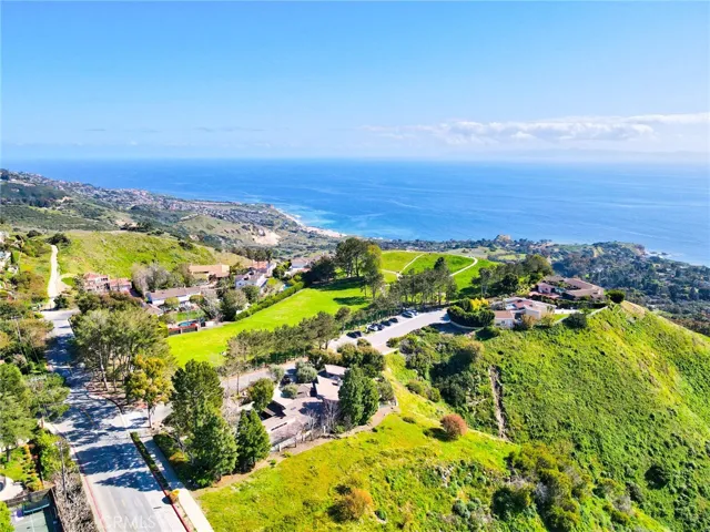 5417 Valley View Road, Rancho Palos Verdes, California 90275