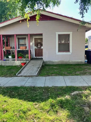 1453 Newport Avenue, Long Beach, California 90804
