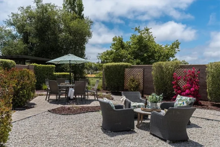 922 Lilly Court, Nipomo, California 93444