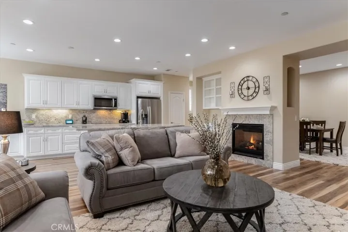 922 Lilly Court, Nipomo, California 93444