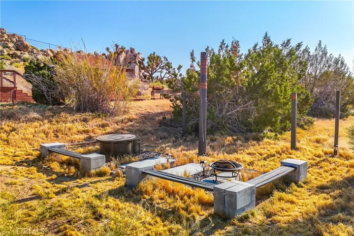 5510 Roberts Road, Yucca Valley, California 92284
