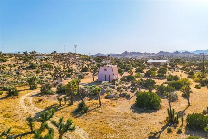 5510 Roberts Road, Yucca Valley, California 92284